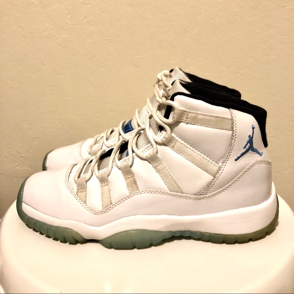 Nike Air Jordan 11 Retro ‘Legend Blue’